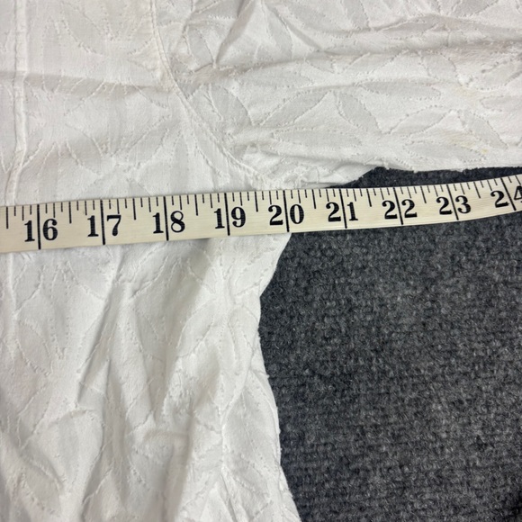 TOMMY BAHAMA Women’s White Cotton Clip Embroidered Coverup Dress size: Medium - Picture 10 of 10